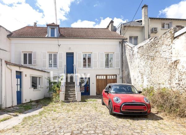 En plein cœur de ville - maison bourgeoise de 1850 de 193 m²
