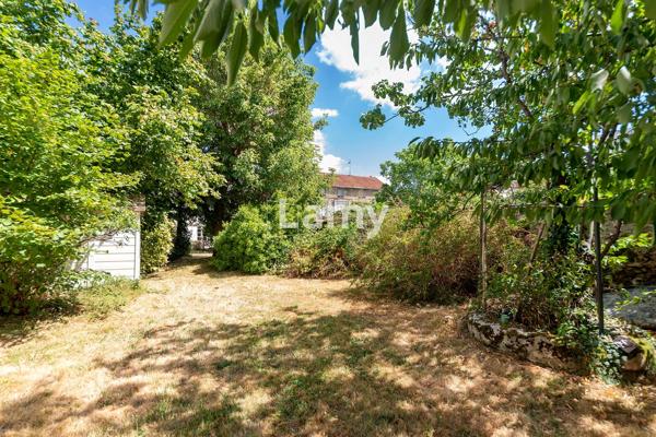 En plein cœur de ville - maison bourgeoise de 1850 de 193 m²
