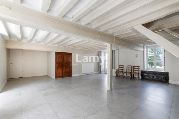 En plein cœur de ville - maison bourgeoise de 1850 de 193 m²