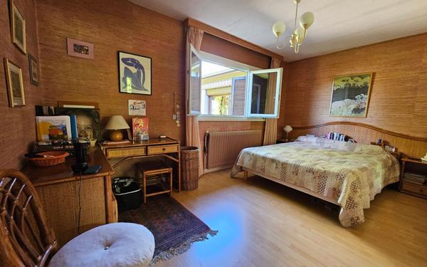 Maison à vendre    7 pièces •  L'Étrat