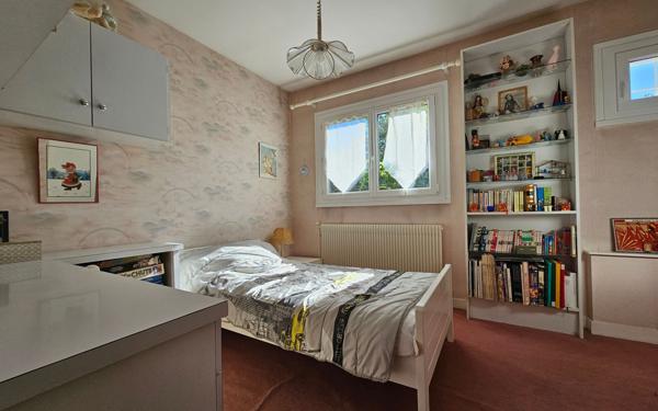 Maison à vendre    7 pièces •  L'Étrat