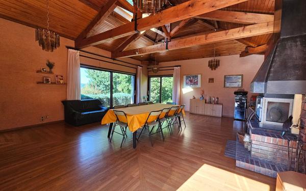 Maison à vendre    7 pièces •  L'Étrat