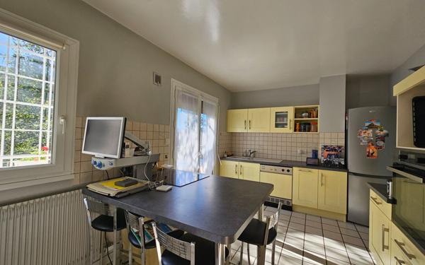 Maison à vendre    7 pièces •  L'Étrat