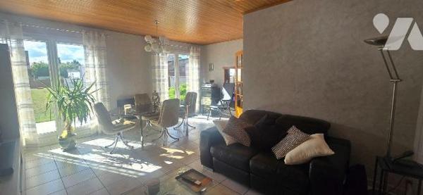 Ensemble comprenant une Maison PLAIN PIED avec acces PMR et une maison meublée indépendante  à ...