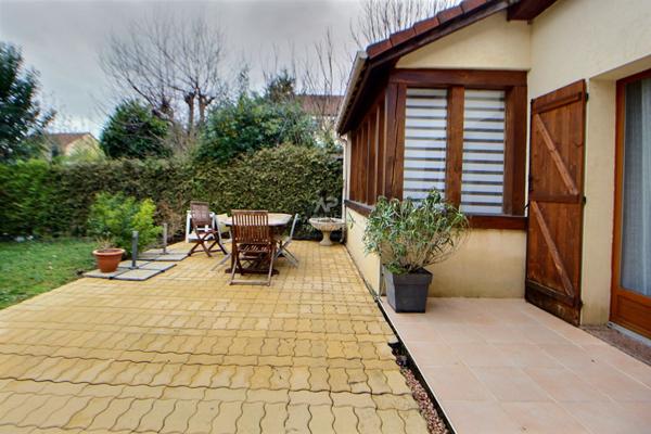 Maison Vaux Sur Seine 5 pièce(s) 136 m2 €441 000 ** - Référence 1083