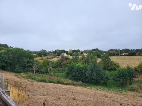 SAINT MARTIN DES BESACES : Maison + bâtiment
