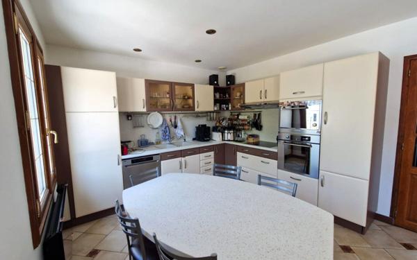 Maison à vendre    6 pièces •  Claye-Souilly