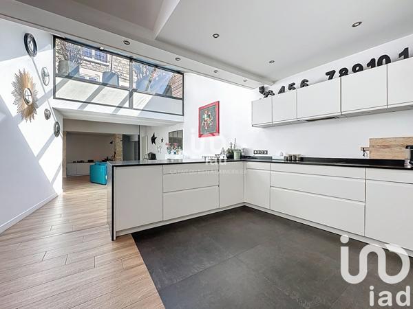 Immeuble à vendre 206 m² Montesson