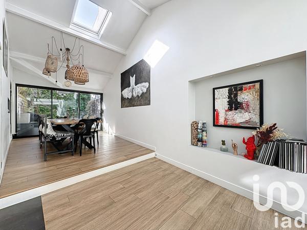 Immeuble à vendre 206 m² Montesson