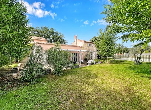 A Vendre au Coeur du Montaiguet maison de 4 chambres sur un terrain de 1800m² au calme absolu