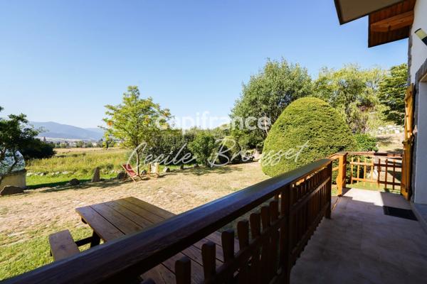 Maison d'exception 4 faces avec jardin arboré, source naturelle et vue panoramique sur les Pyrénées – Bolquère (66210)