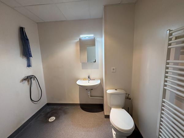 EN EXCLUSIVITE STUDIO DE 2016 AVEC STATIONNEMENT PRIVATIF