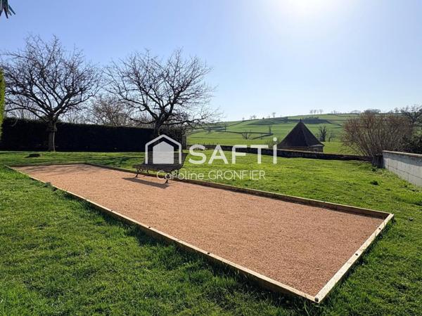 Proche Charolles - Propriété 246m² avec piscine et dépendances