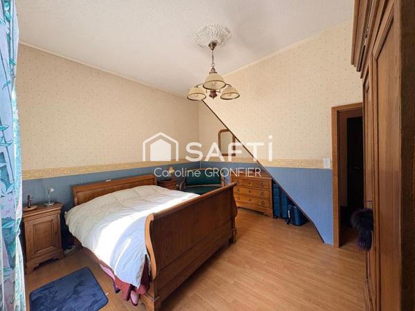 Proche Charolles - Propriété 246m² avec piscine et dépendances