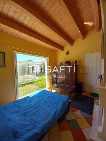 Maison individuelle avec piscine et dependance