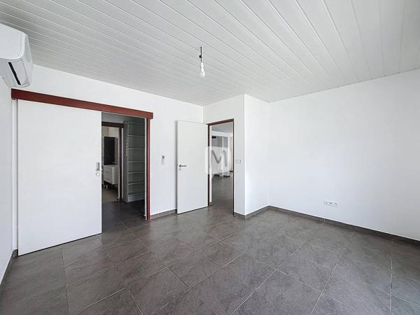 DPT GUYANE, à vendre REMIRE-MONTJOLY maison T4 de 93 m2 avec piscine sur un terrain de 414 m2