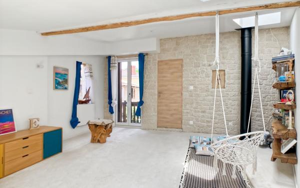 Maison à vendre    6 pièces • 132,94 m2 Toulouse