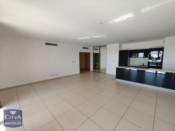 Appartement à vendre 3 pièces 97.32m² Nîmes (30000)