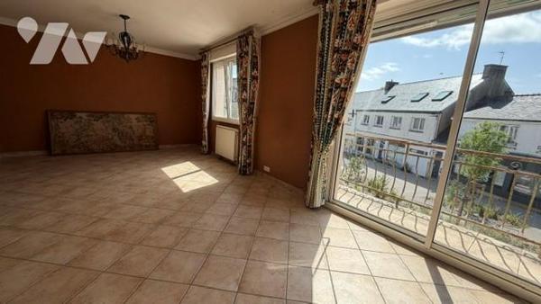 BAUD - RARE - Vaste appartement avec très grande terrasse hyper centre