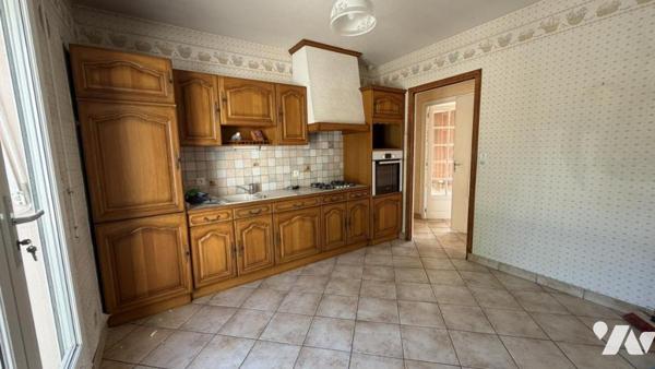 BAUD - RARE - Vaste appartement avec très grande terrasse hyper centre