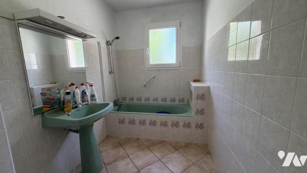 BAUD - RARE - Vaste appartement avec très grande terrasse hyper centre