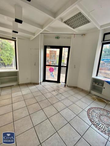 Location local commercial Toulon (83)