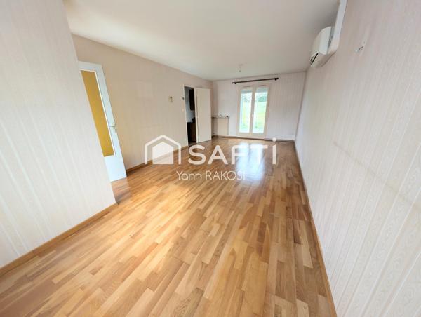 MAISON 4 CHAMBRES AVEC JARDIN ET GARAGE À SAINT JEAN D'ANGÉLY