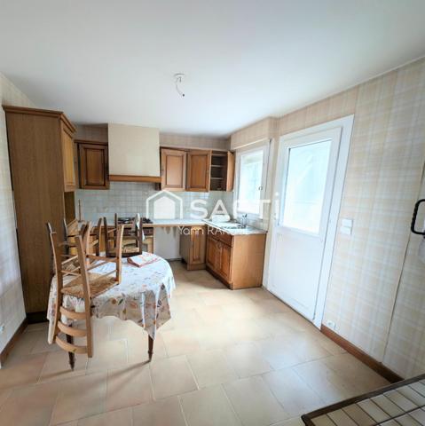 MAISON 4 CHAMBRES AVEC JARDIN ET GARAGE À SAINT JEAN D'ANGÉLY