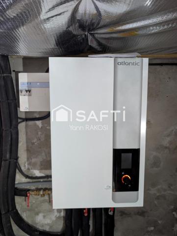 MAISON 4 CHAMBRES AVEC JARDIN ET GARAGE À SAINT JEAN D'ANGÉLY