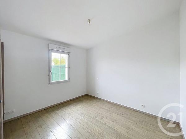 Maison à vendre  4 pièces - 80,80 m 2   CHALLANS  - 85