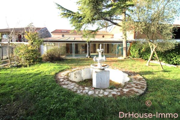 Maison à vendre 8 pièces de 220 m²