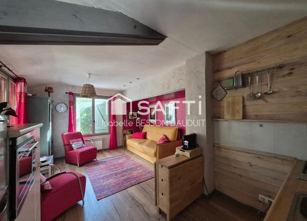 ENSEMBLE IMMOBILIER AVEC MAISON PRINCIPALE ET 4 GITES