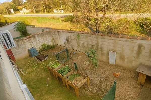 EXCLUSIVITÉ Maison 4 chambres + dépendance 50 m² + 2 garages – Rare sur Saint-Gilles