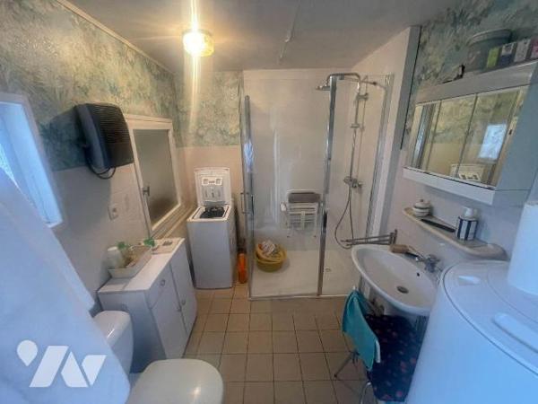 Maison à Vendre à Saint-Pol-sur-Ternoise (62130) en Pas-de-Calais (62)

Cette maison, constru...