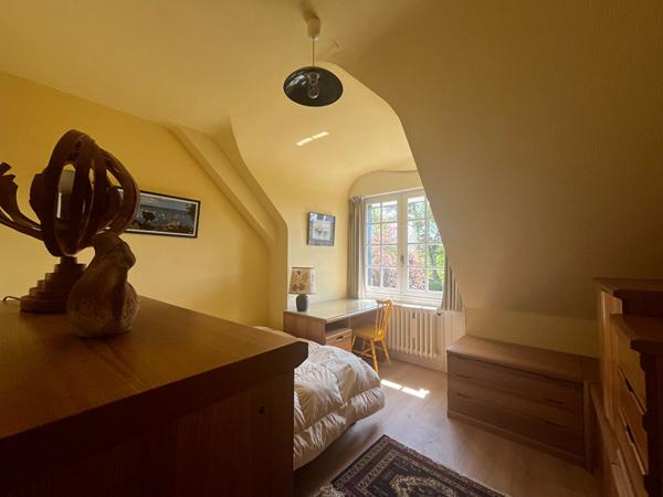 Maison à vendre à ARRADON 146m² à rénover sur terrain de plus de 4700m² avec studio