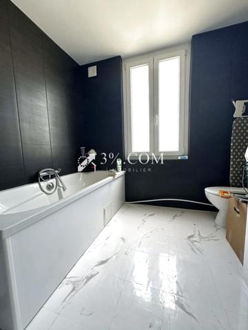 Maison 6 pièce(s) 3 chambre(s) 121 m²