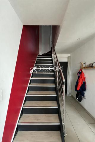 Maison 6 pièce(s) 3 chambre(s) 121 m²