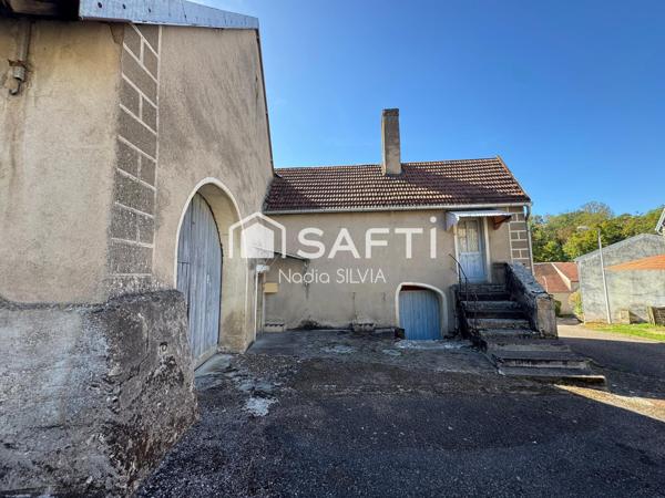 ANCIENNE FERME COEUR DU VILLAGE A REHABILITER
