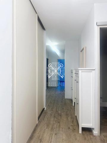 APPARTEMENT T4 + GARAGE – berges du Rhône