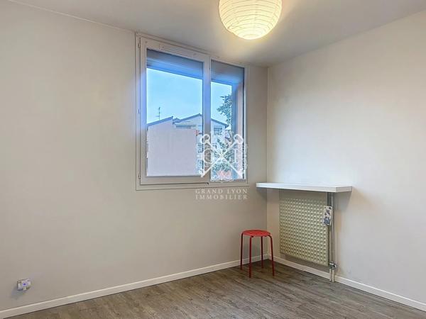 APPARTEMENT T4 + GARAGE – berges du Rhône