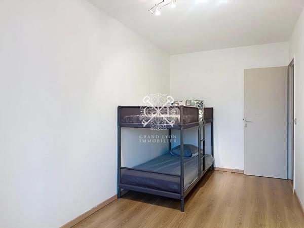 APPARTEMENT T4 + GARAGE – berges du Rhône