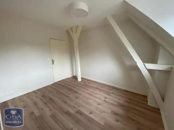 Appartement à louer 3 pièces 79.03m² Charleville-Mézières (08000)