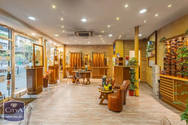 Local commercial à vendre 72.45m² Paris 19e Arrondissement (75019)