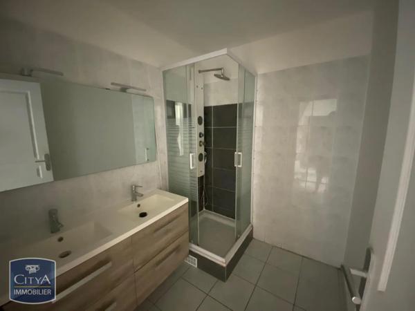 Appartement à louer 3 pièces 66.16m² Bras-Panon (97412)