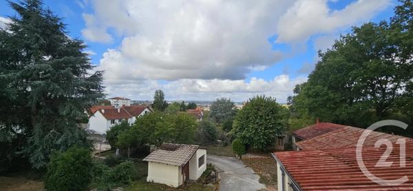 Maison à vendre  6 pièces - 134,24 m 2   MONTLUCON  - 03