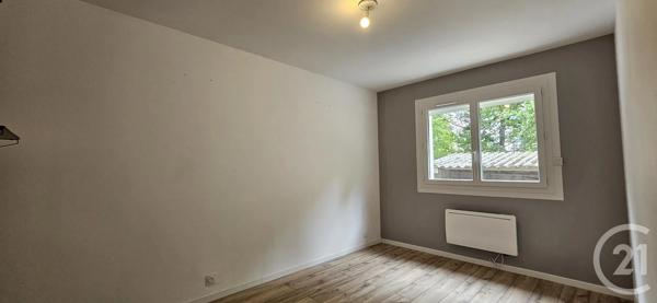 Maison à vendre  6 pièces - 134,24 m 2   MONTLUCON  - 03