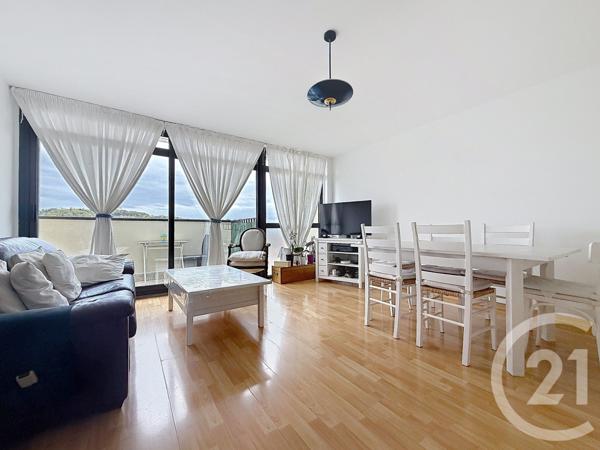 Appartement F3 à vendre  3 pièces - 68,40 m2 NANTERRE - 92