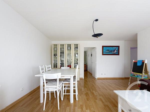 Appartement F3 à vendre  3 pièces - 68,40 m2 NANTERRE - 92