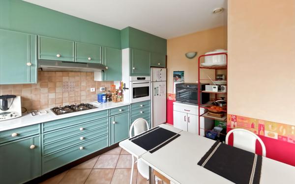 Maison à vendre    5 pièces • 157 m2 Le Perray-en-Yvelines