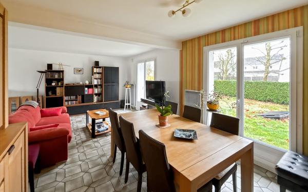 Maison à vendre    5 pièces • 157 m2 Le Perray-en-Yvelines